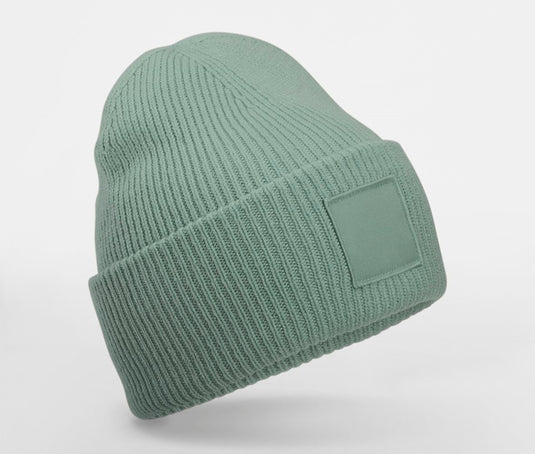 Bonnet côtelé recyclé avec patch carré personnalisable – BEECHFIELD B336R